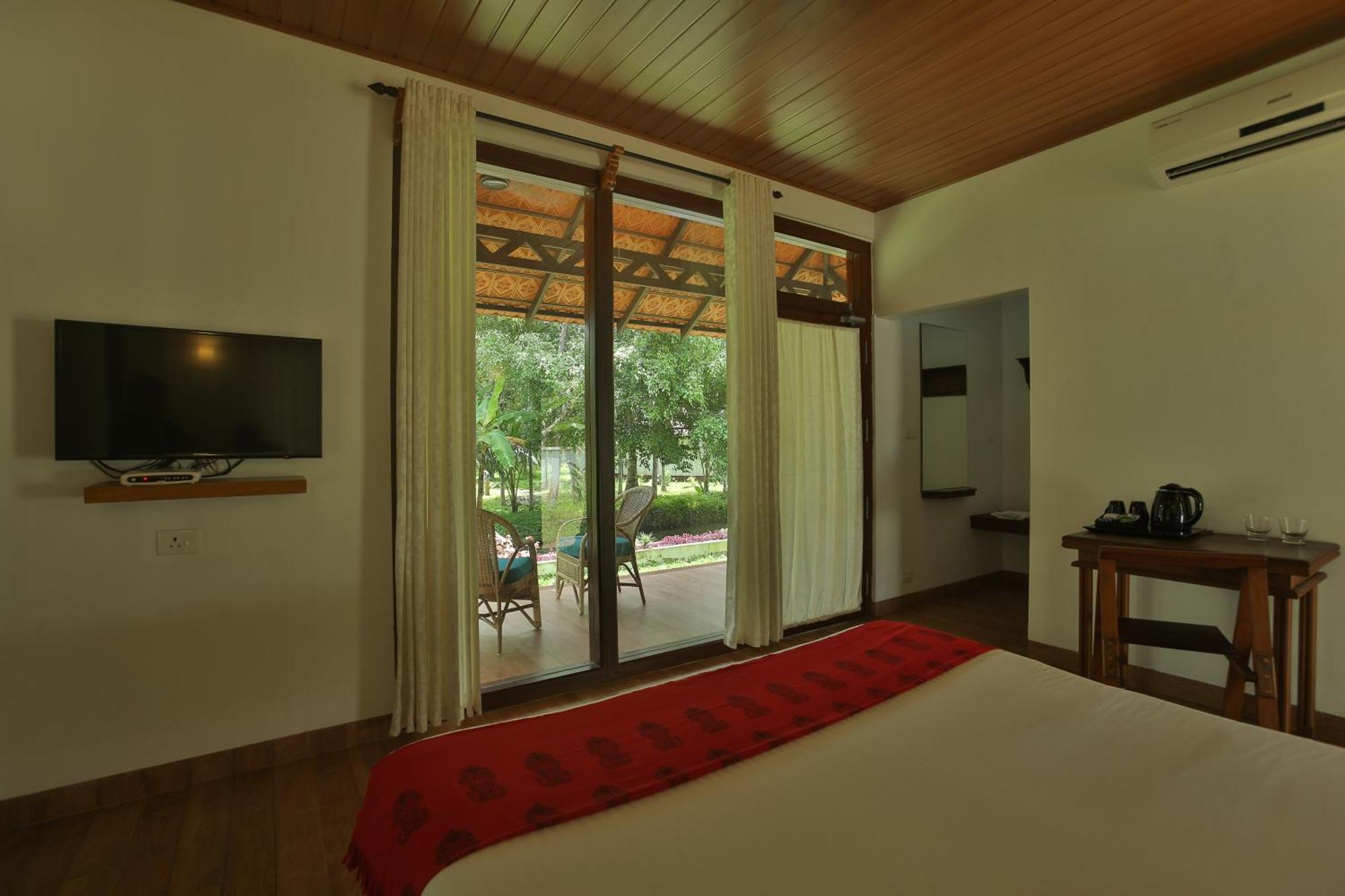 Palmgrove Lake Resort Alappuzha Exterior foto