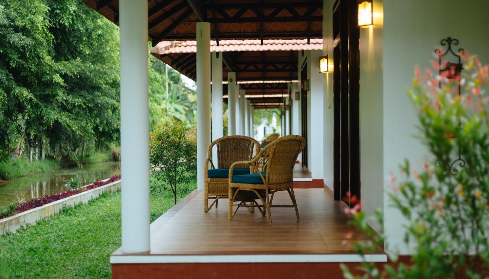 Palmgrove Lake Resort Alappuzha Exterior foto