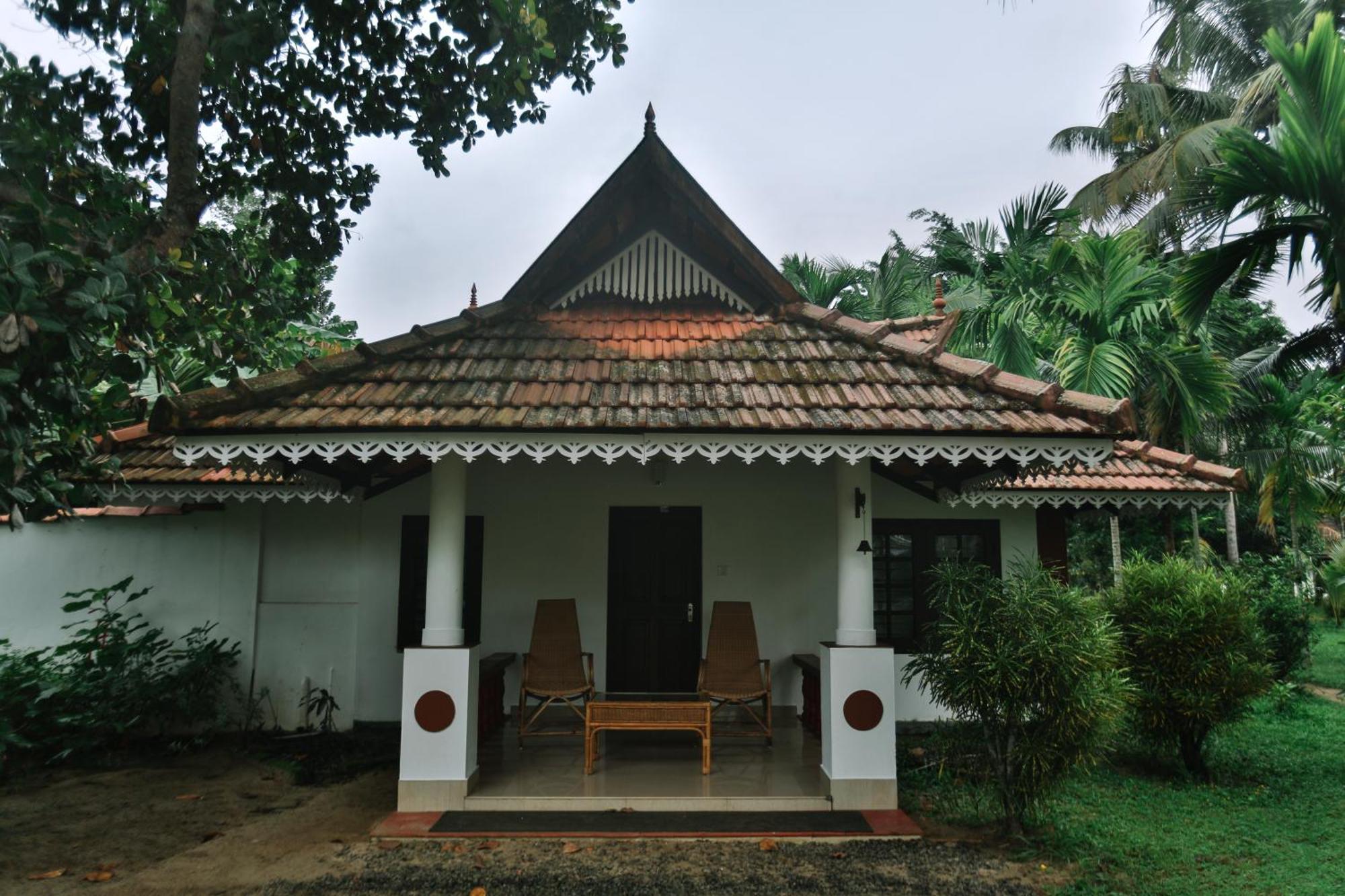 Palmgrove Lake Resort Alappuzha Exterior foto