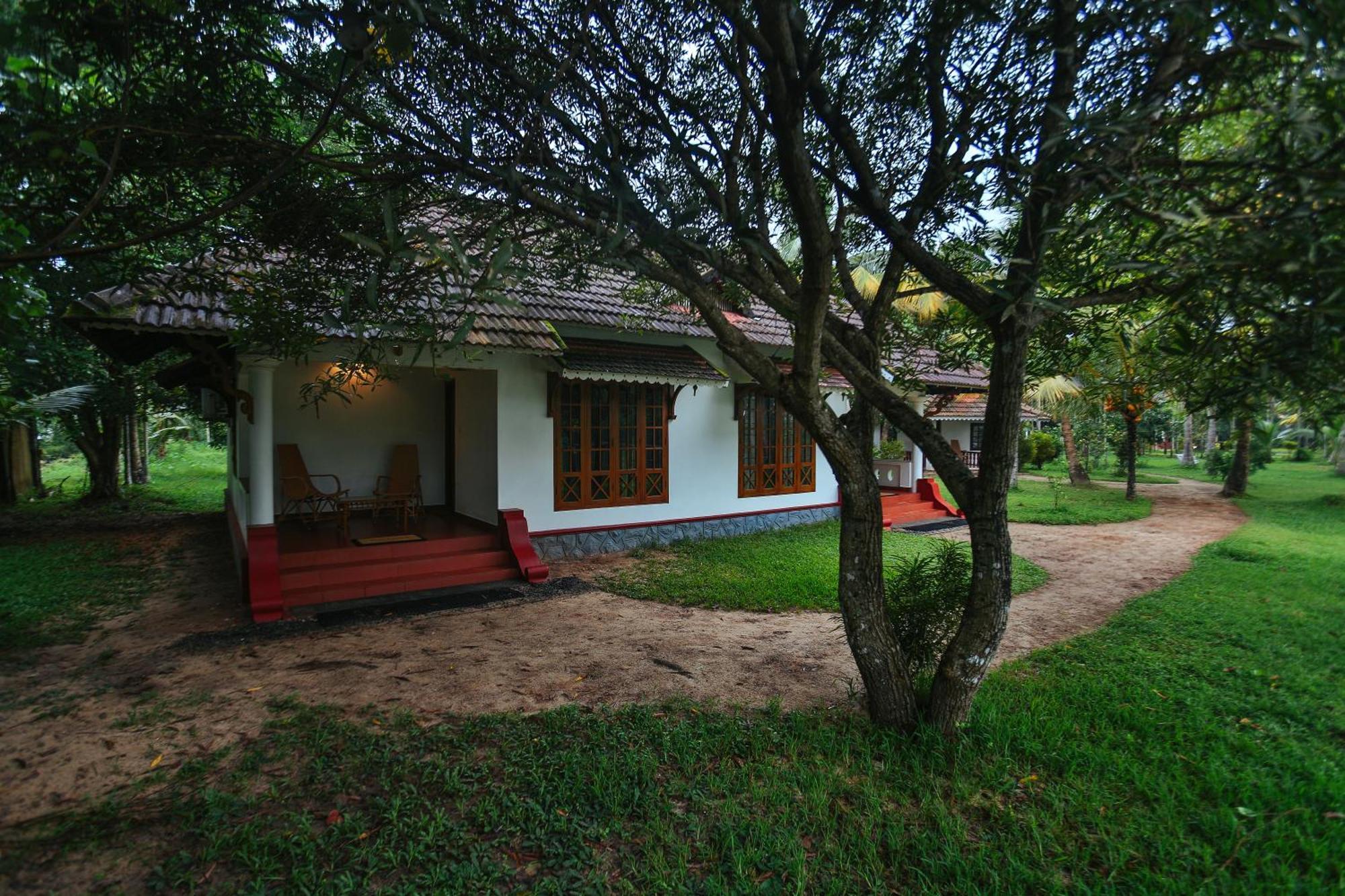Palmgrove Lake Resort Alappuzha Exterior foto