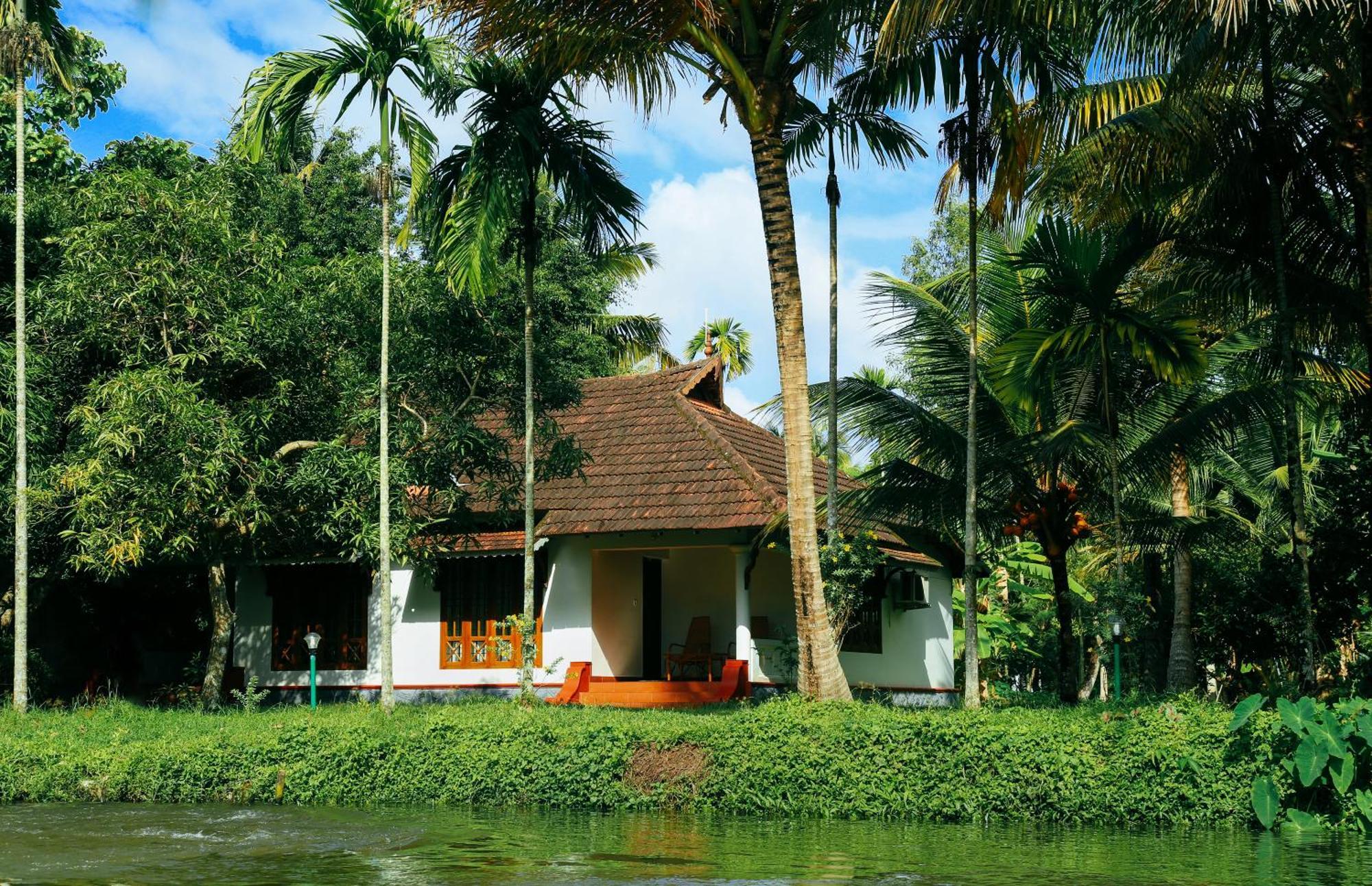 Palmgrove Lake Resort Alappuzha Exterior foto