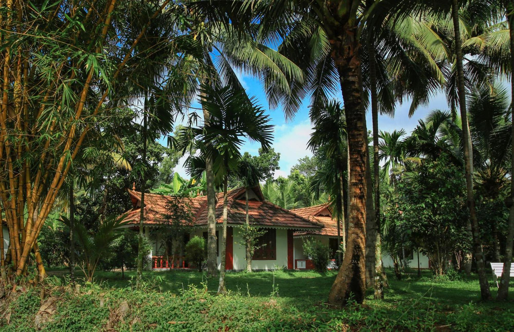 Palmgrove Lake Resort Alappuzha Exterior foto