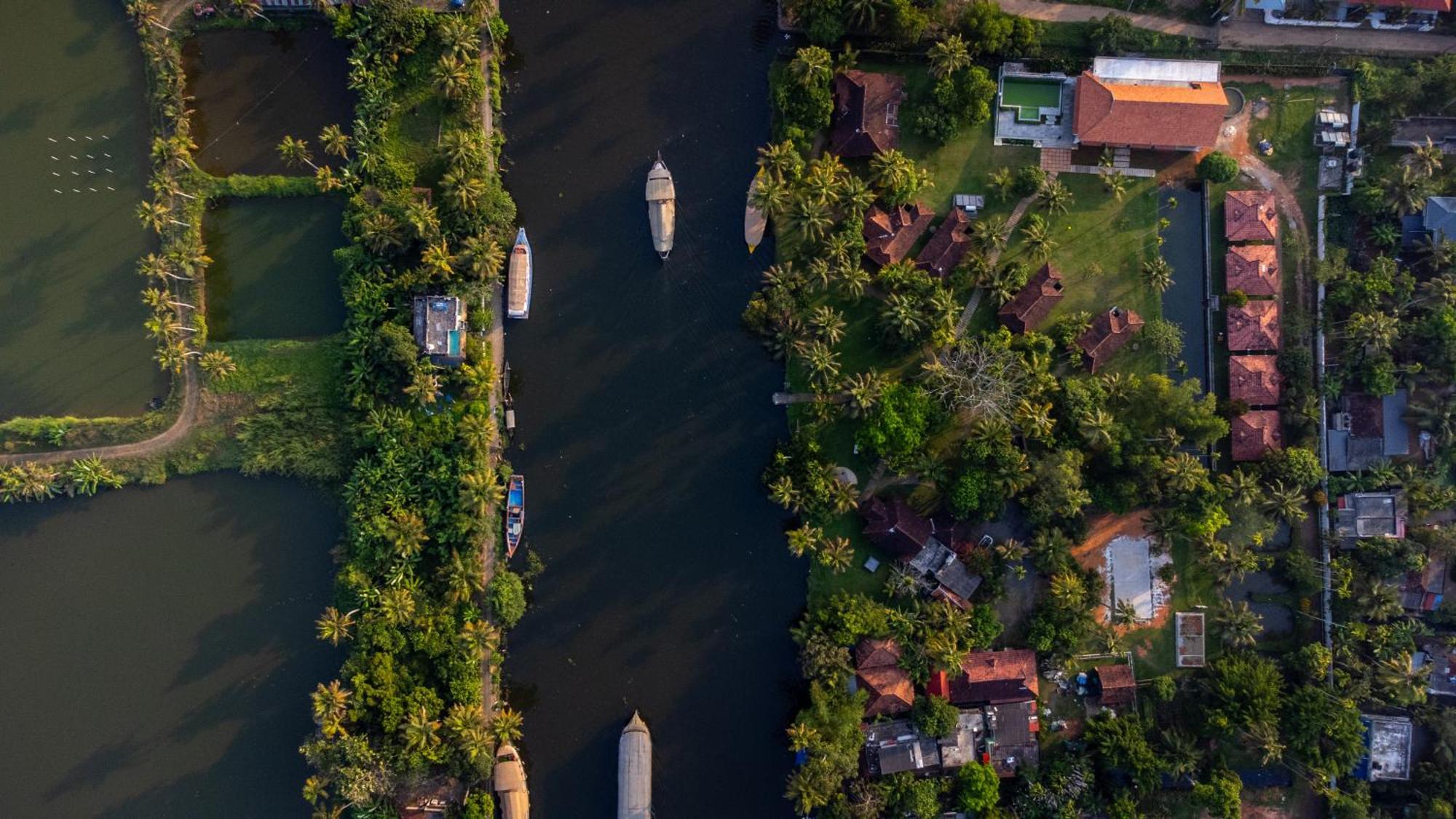 Palmgrove Lake Resort Alappuzha Exterior foto